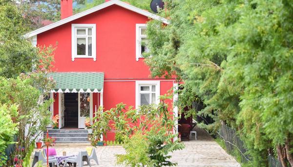 Sweet Home Hotel