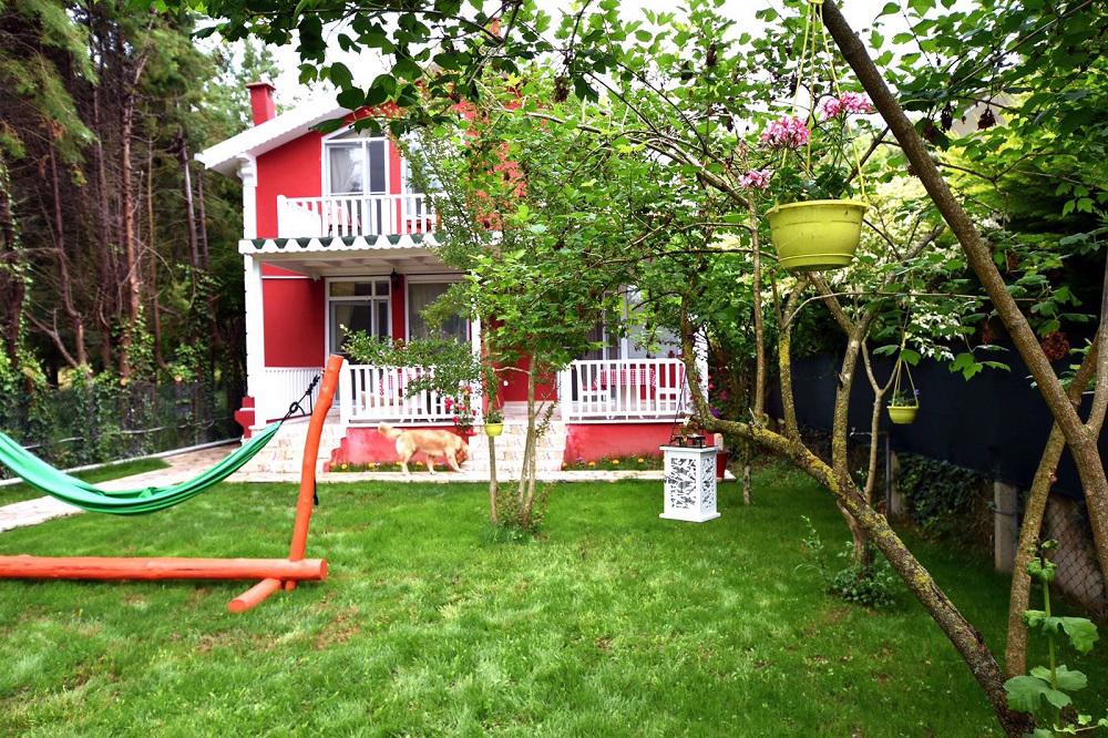 Sweet Home Hotel