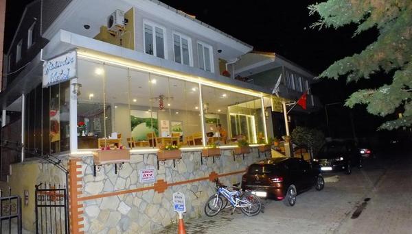 Yasmin Motel