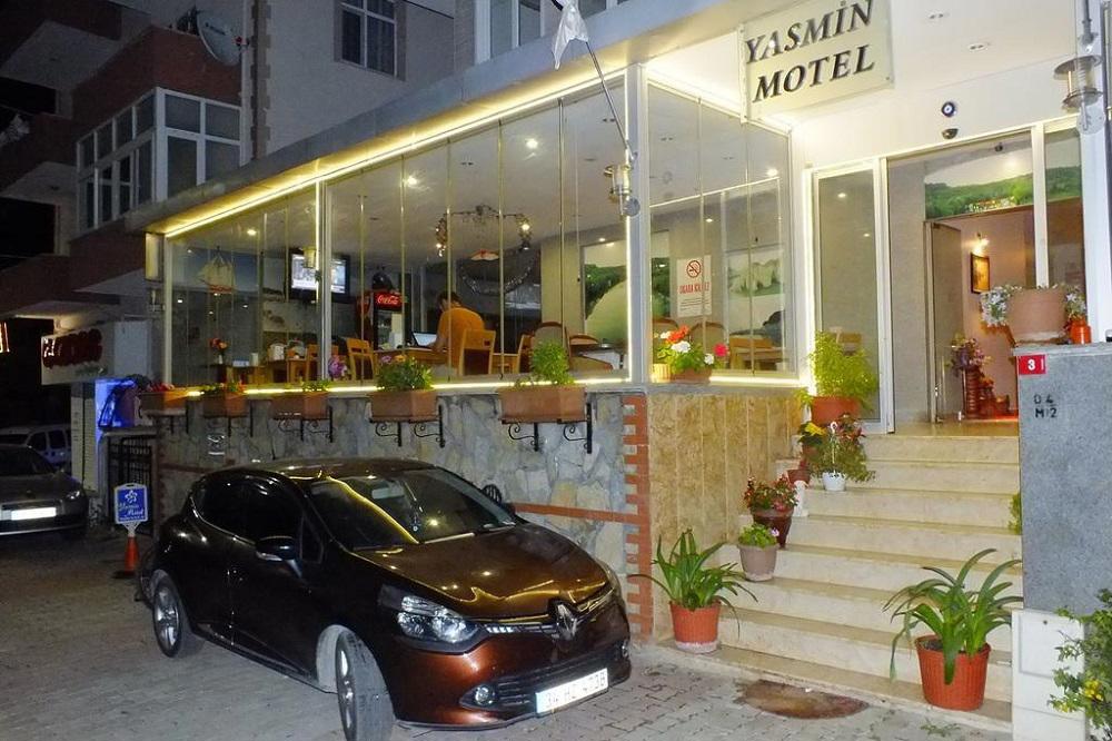 Yasmin Motel