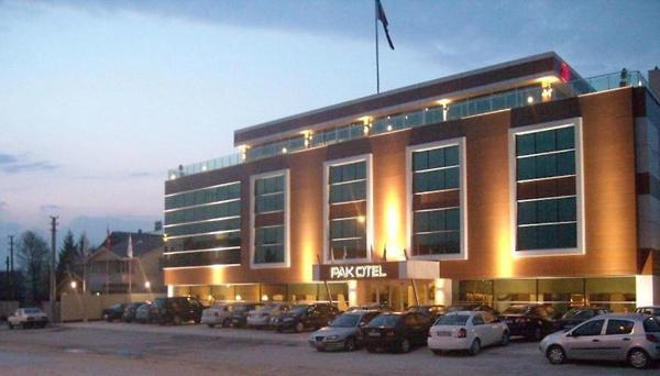 Pak Otel