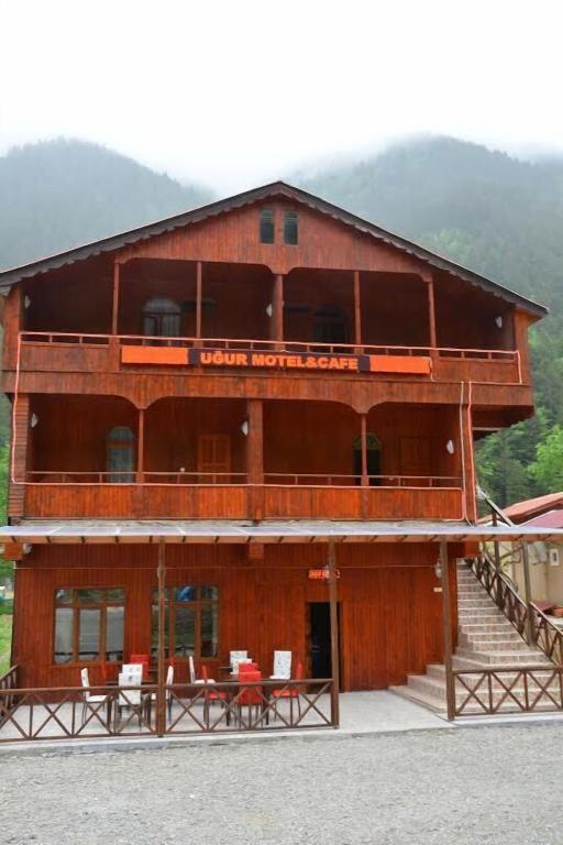Ugur Motel