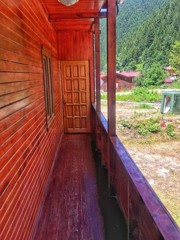 Ugur Motel