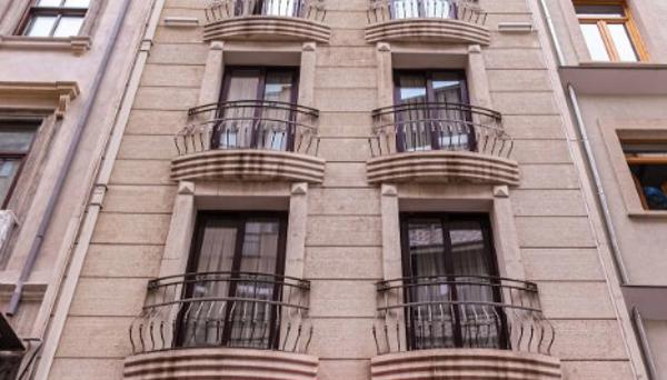The Pera Hotel