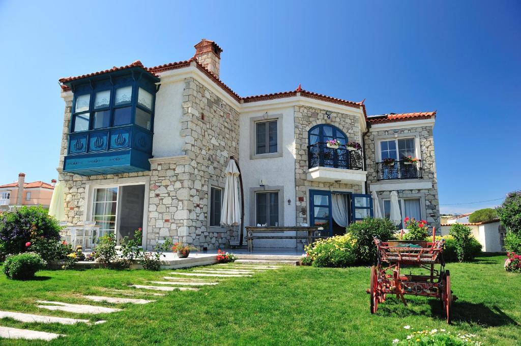 Sultan Konak