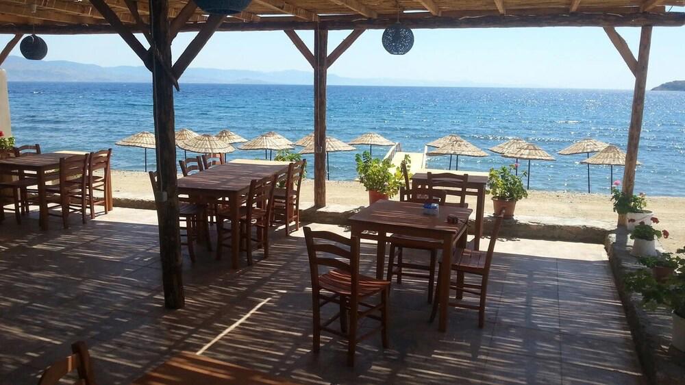 Assos Bahcivan Motel Restaurant