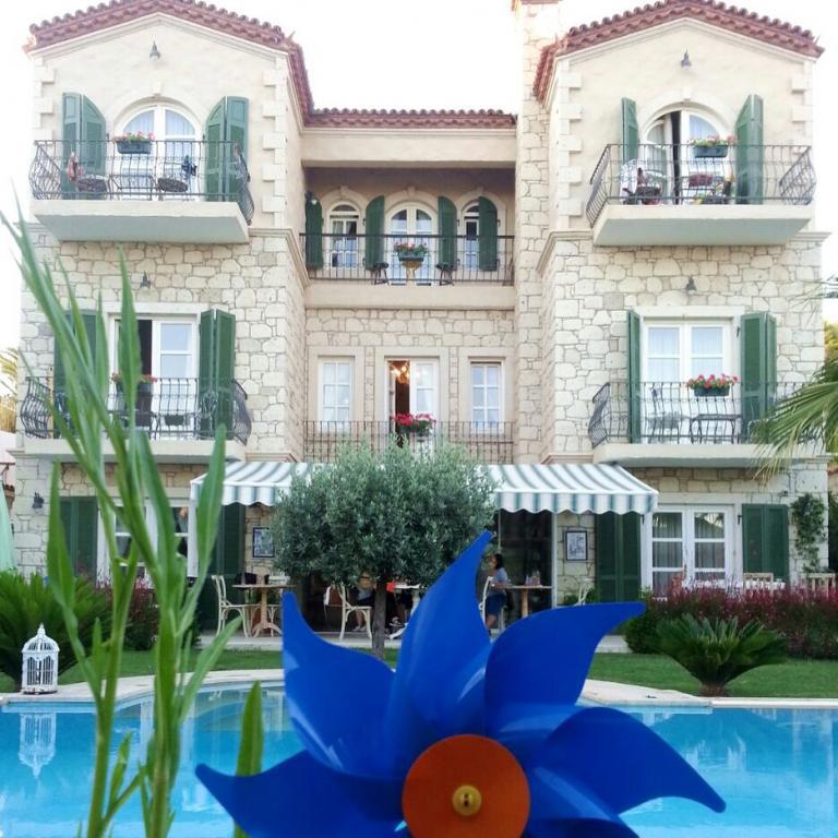 Yuga Alaçatı