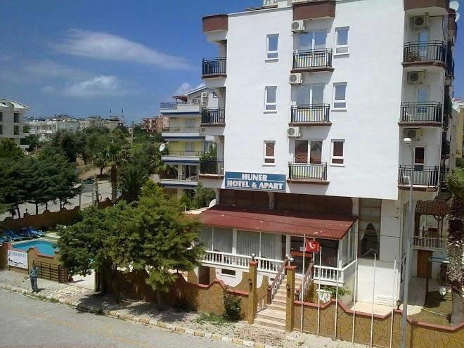 Huner Hotel
