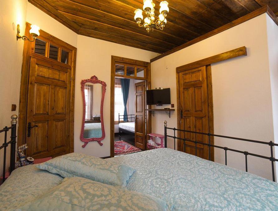 Aristonicus Boutique Hotel