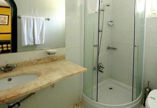Aquila Hotels & Resorts Club