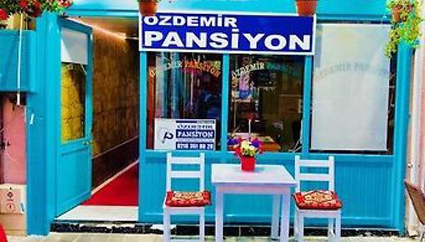 Özdemir Pansiyon