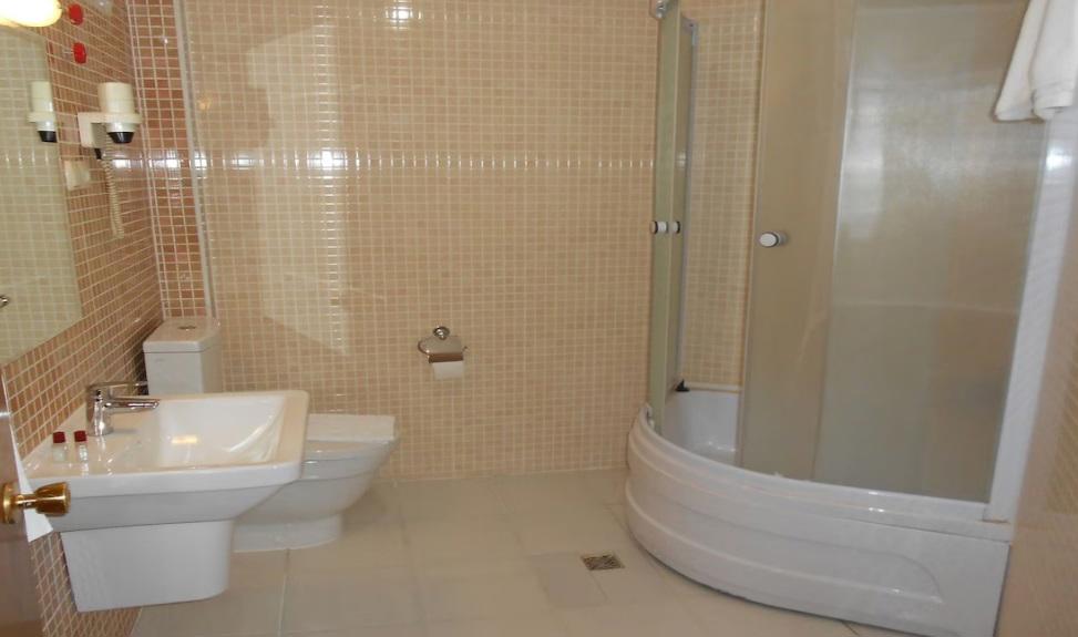 Nas Otel