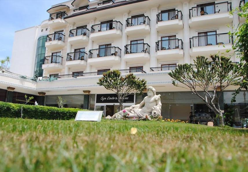 Fore Resort & Spa