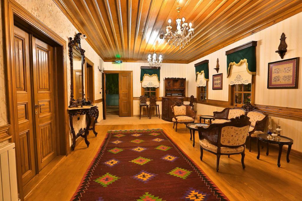 Kemikzade Konağı