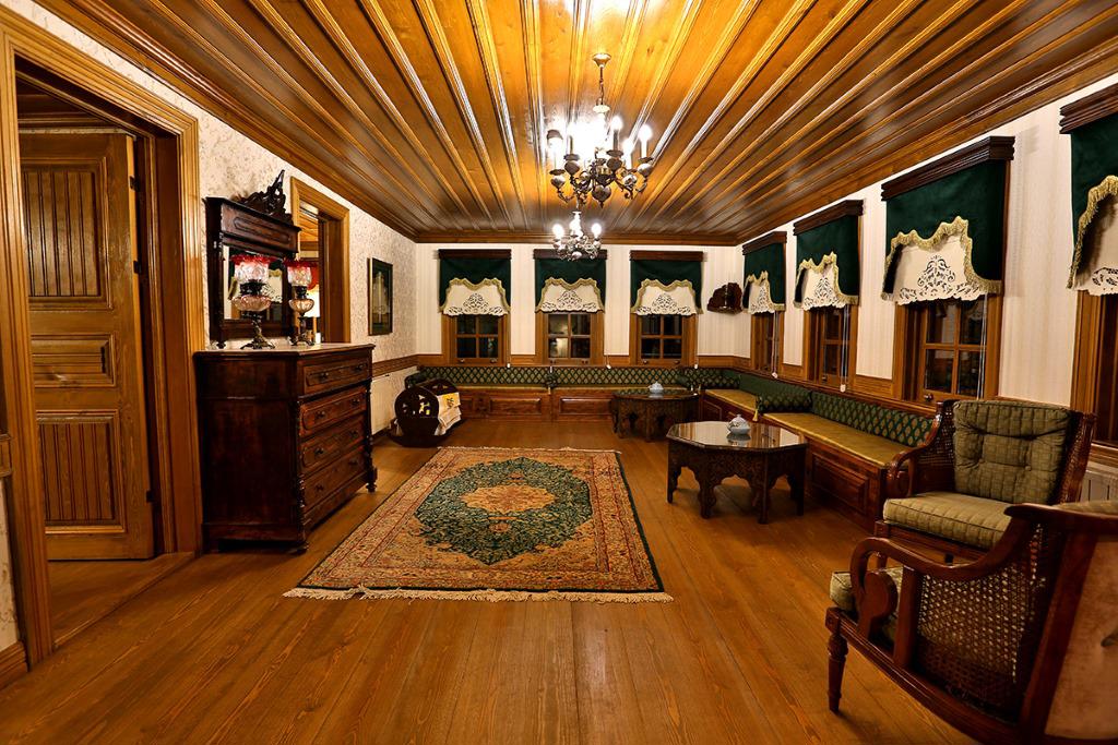 Kemikzade Konağı