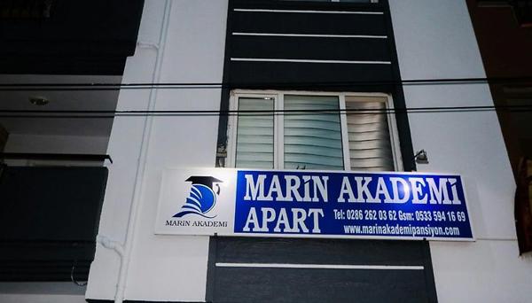 Marin Akademi Apart
