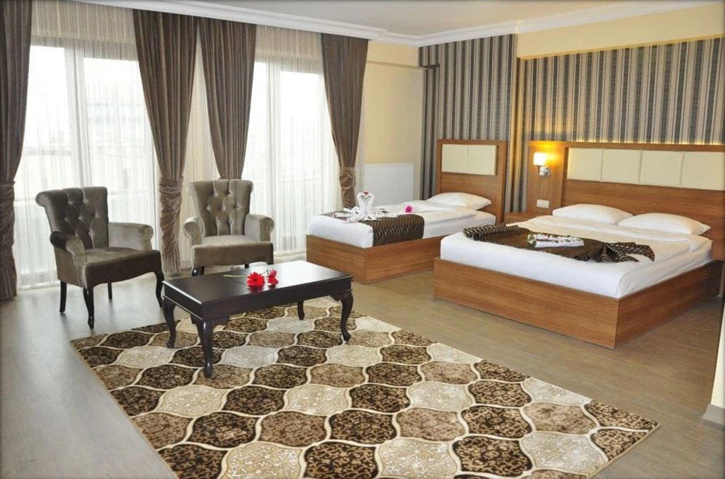 Aygur Hotel