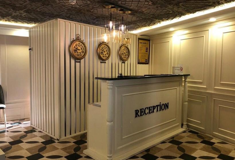 New Point Hotel