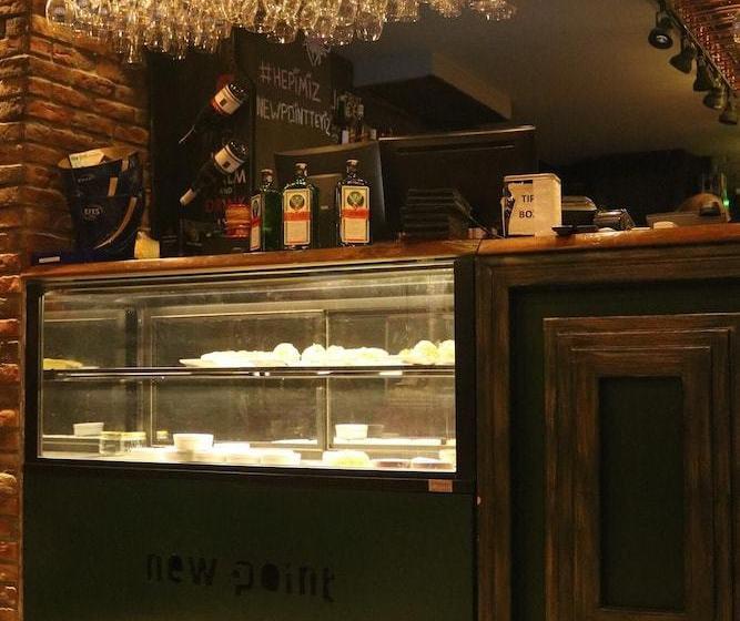New Point Hotel