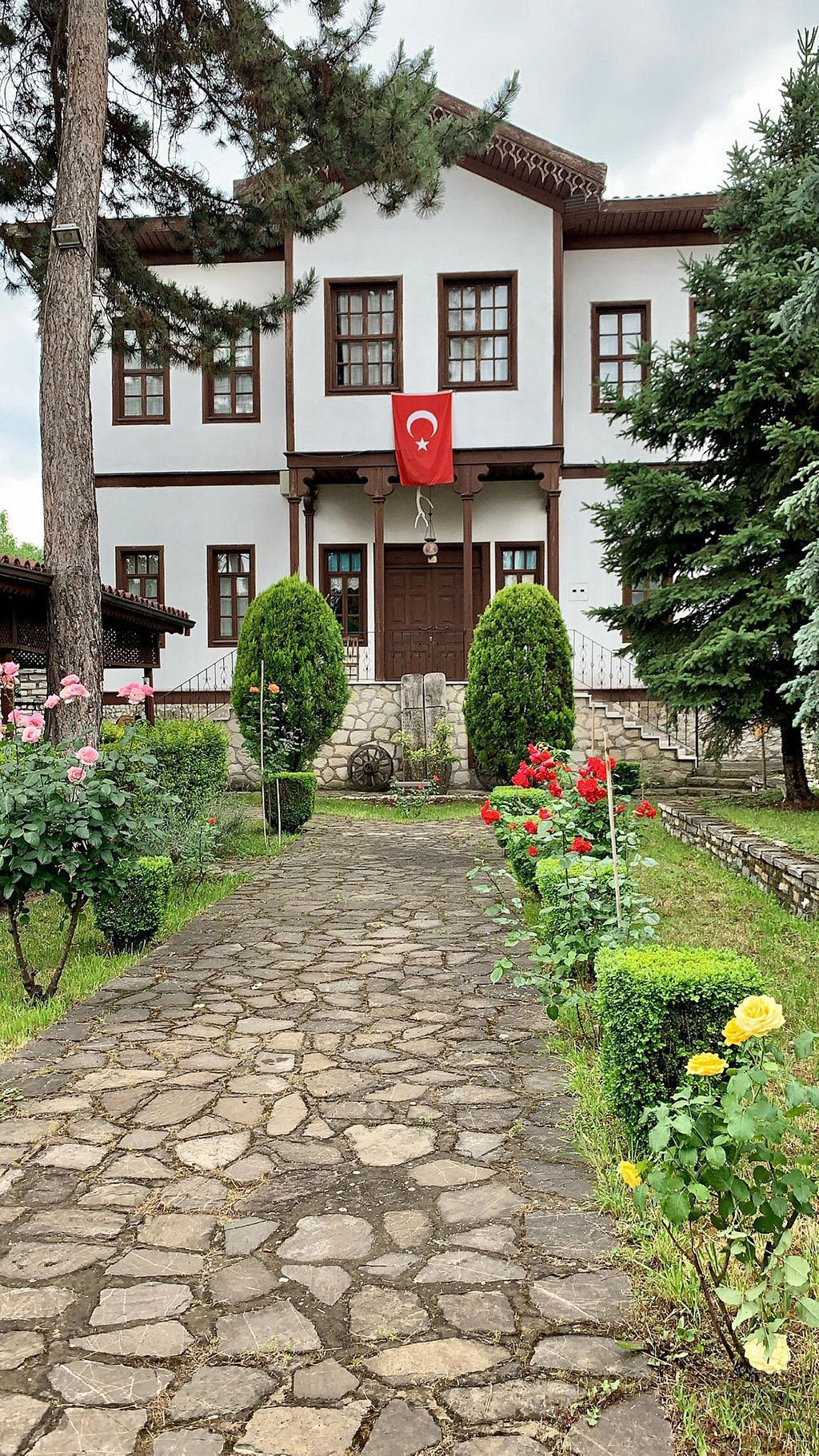 Hüma Hatun Konağı