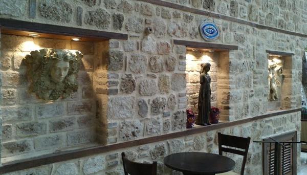 Secret Palace Pansion