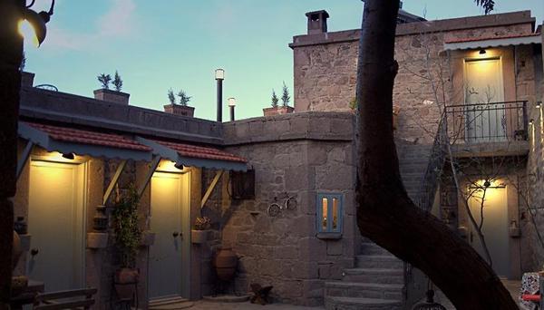 Assos 3 Oda ( Adults Only )