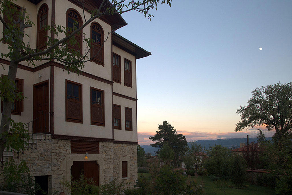 Paçacıoğlu Bağ Evi