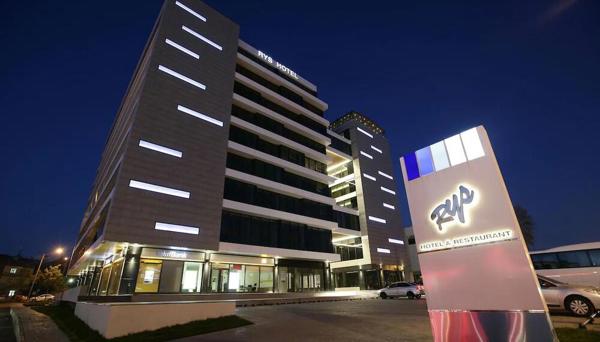 Rys Hotel