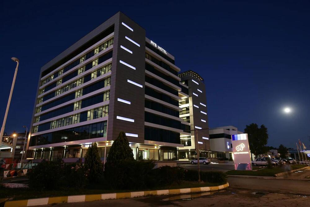 Rys Hotel