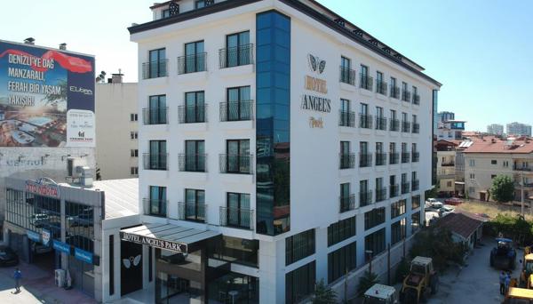 Angel's Park Hotel