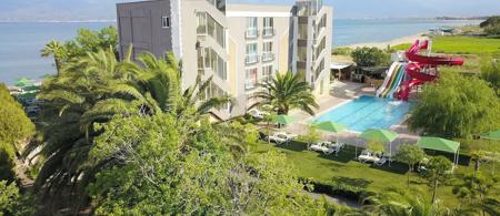 Aqua Nina Hotel