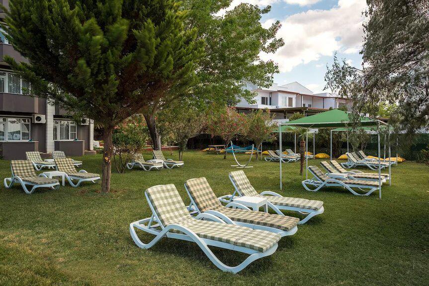 Aqua Nina Hotel