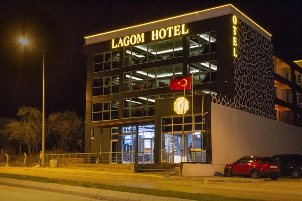 Lagom Hotel (Alkolsüz Aile Hoteli)