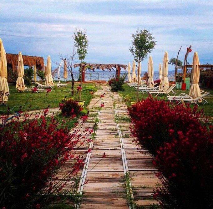 Özgür Beach Camp