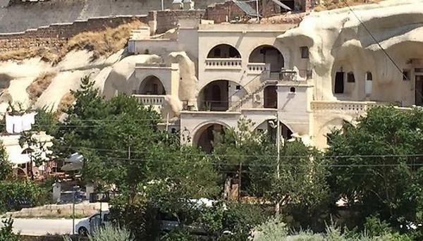 Elif Star Cave