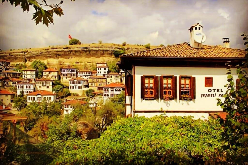 Çeşmeli Konak Garden