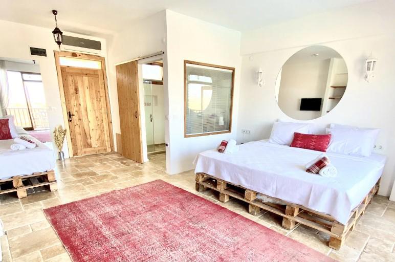 Alaçatı Barbarossa Hotel