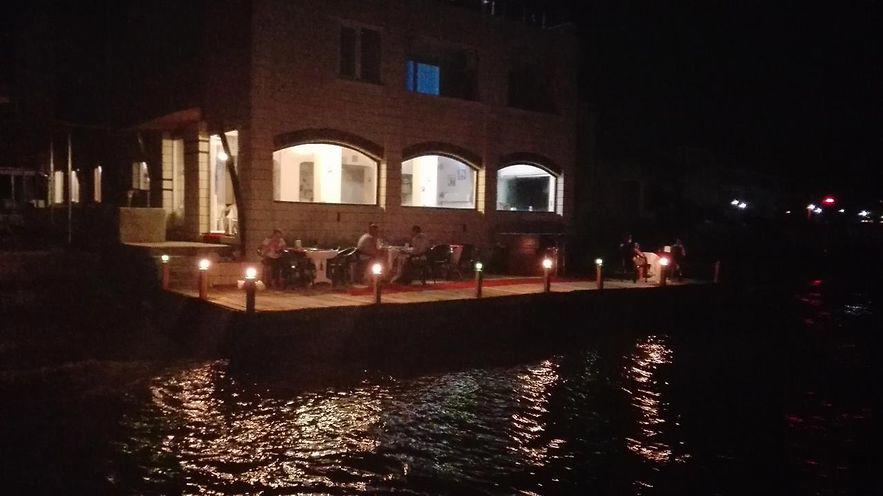 Delfin Hotel Restaurant