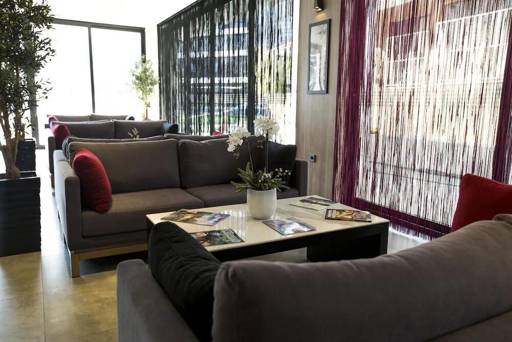 Kalevera Hotel