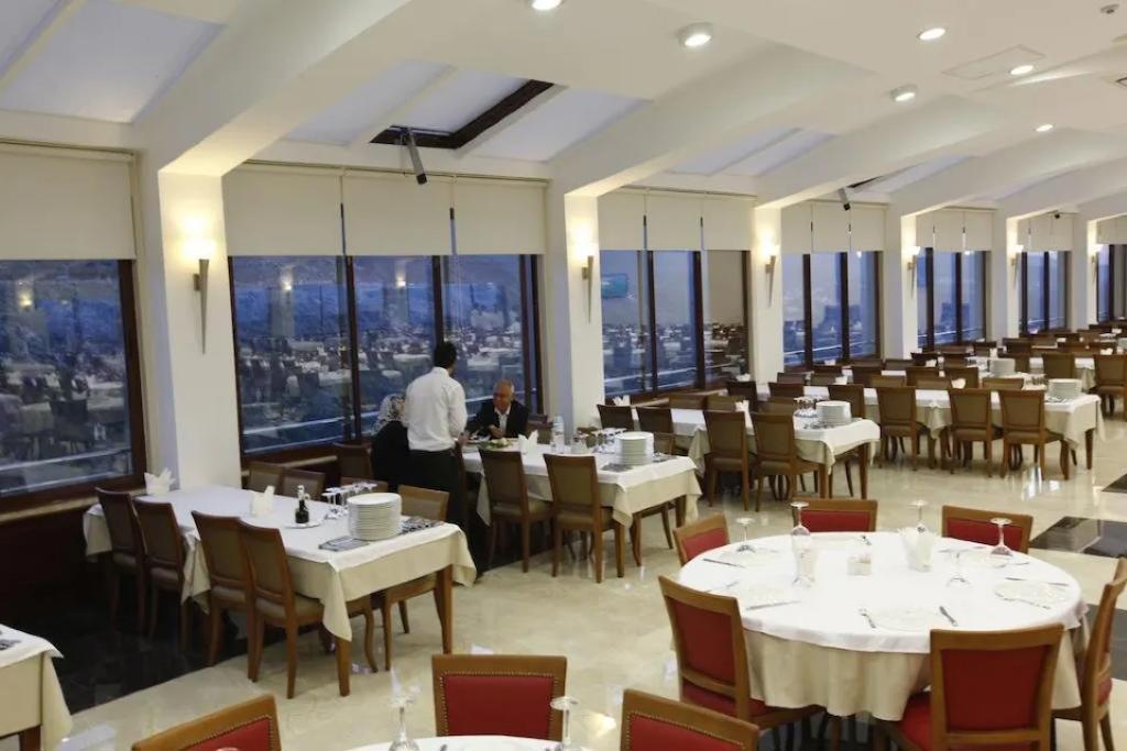 Grand Bogazici Otel