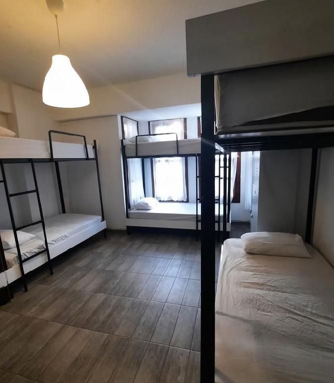 Kuyu Beergarden Hostel