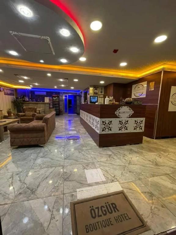 Özgür Hotel