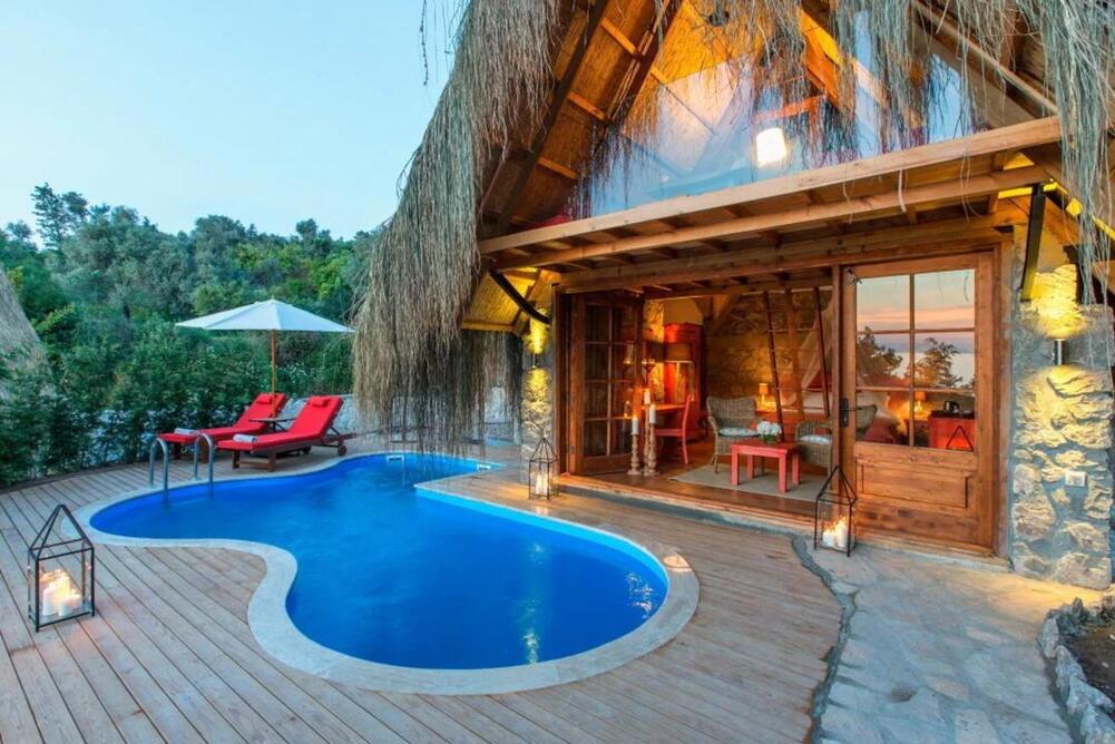 Nautical Hotel (+14 Adult Only)