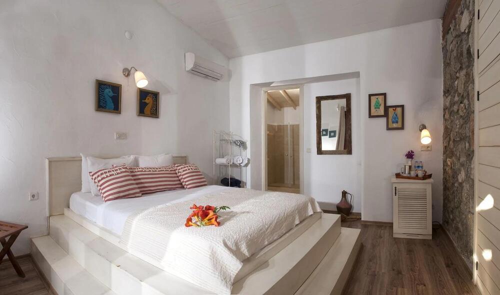 Nautical Hotel (+14 Adult Only)
