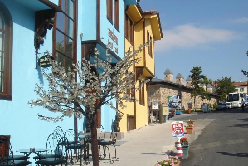 Arslanlı Konak
