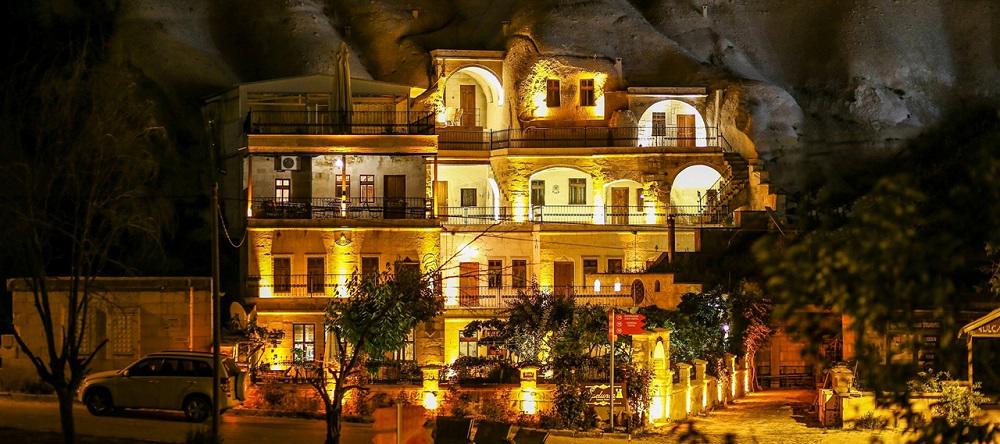 Spelunca Cave Hotel