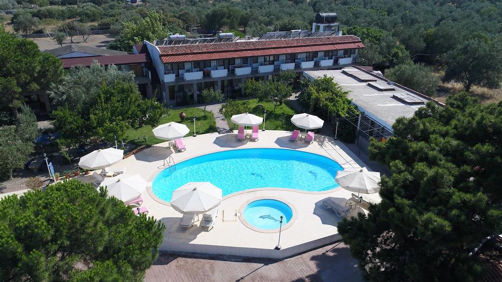Assos Kadirga Hotel