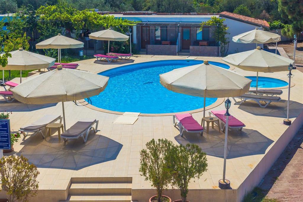 Assos Kadirga Hotel