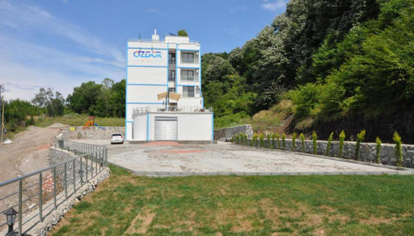 Ozgur Otel