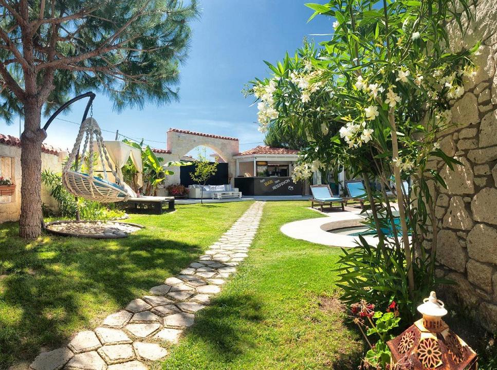 Sandal Alaçatı